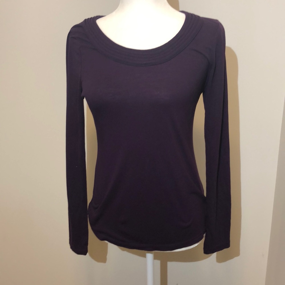 Woman’s Limited plum long sleeve